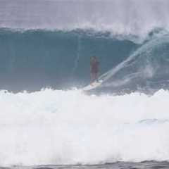 Laniakea Surf 12/20/25 | Stormy, Bumpy, Rainy, Scary Closeouts… But Sometimes WOW | North Shore